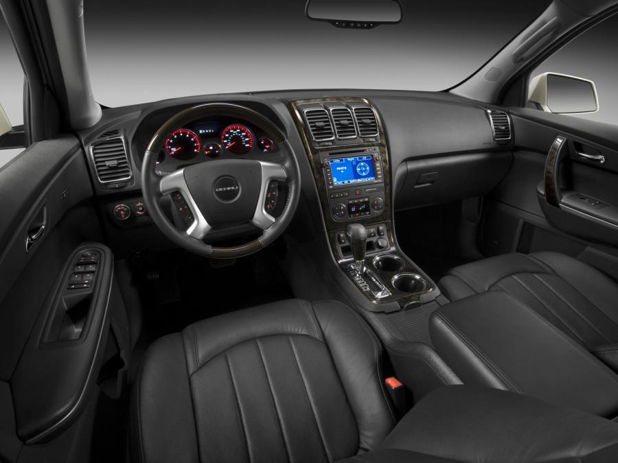  GMC Acadia Denali 2010 года  (фото 2 из 9)
